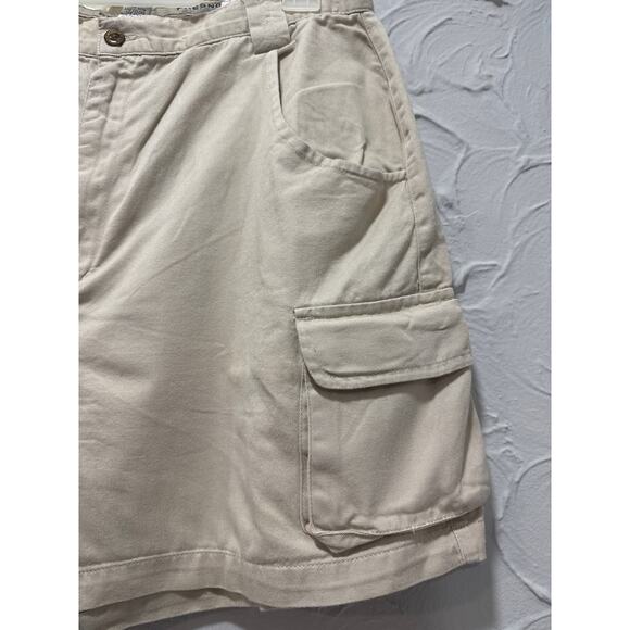 Fresno Sport Women's Khaki Shorts - Size 14 - Picture 2 of 5